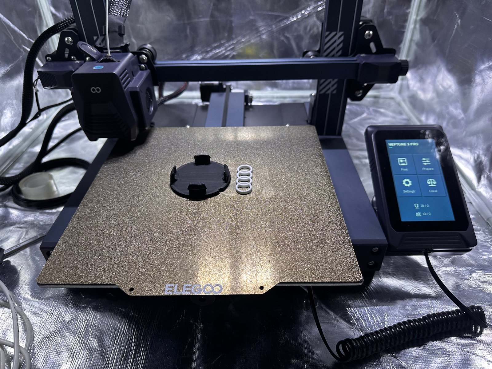 Caches moyeux imprimés en 3D avec logo Audi